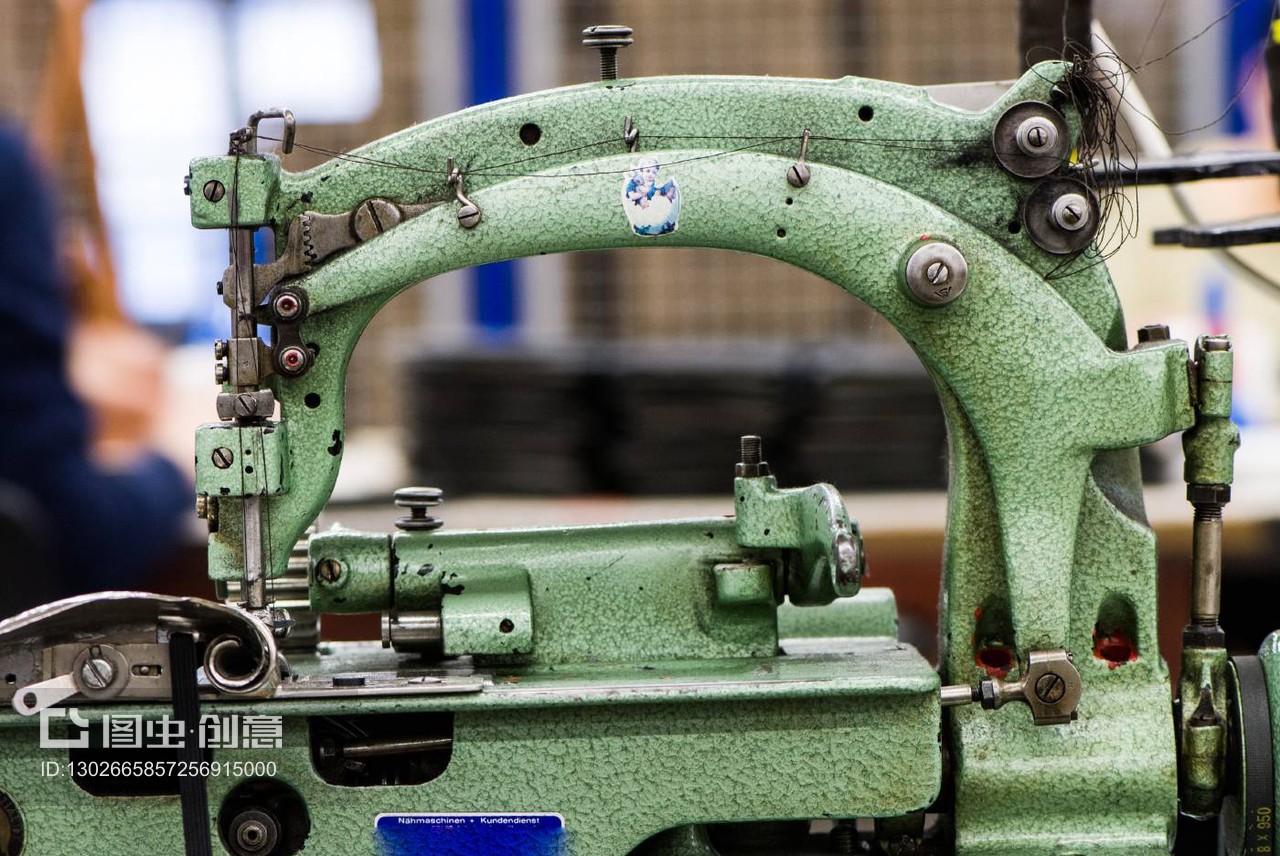 皮革手袋生产用缝纫机和纱线